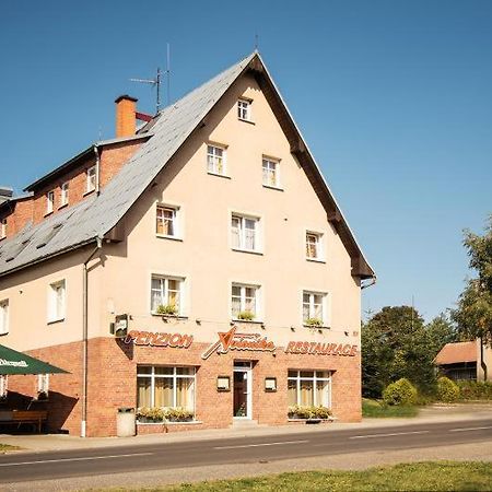 Penzion Avionika Kovarska Bagian luar foto